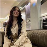 Studentessa universitaria con una certa esperienza impartisce lezioni di letteratura italiana, grammatica italiana, storia, diritto ed inglese